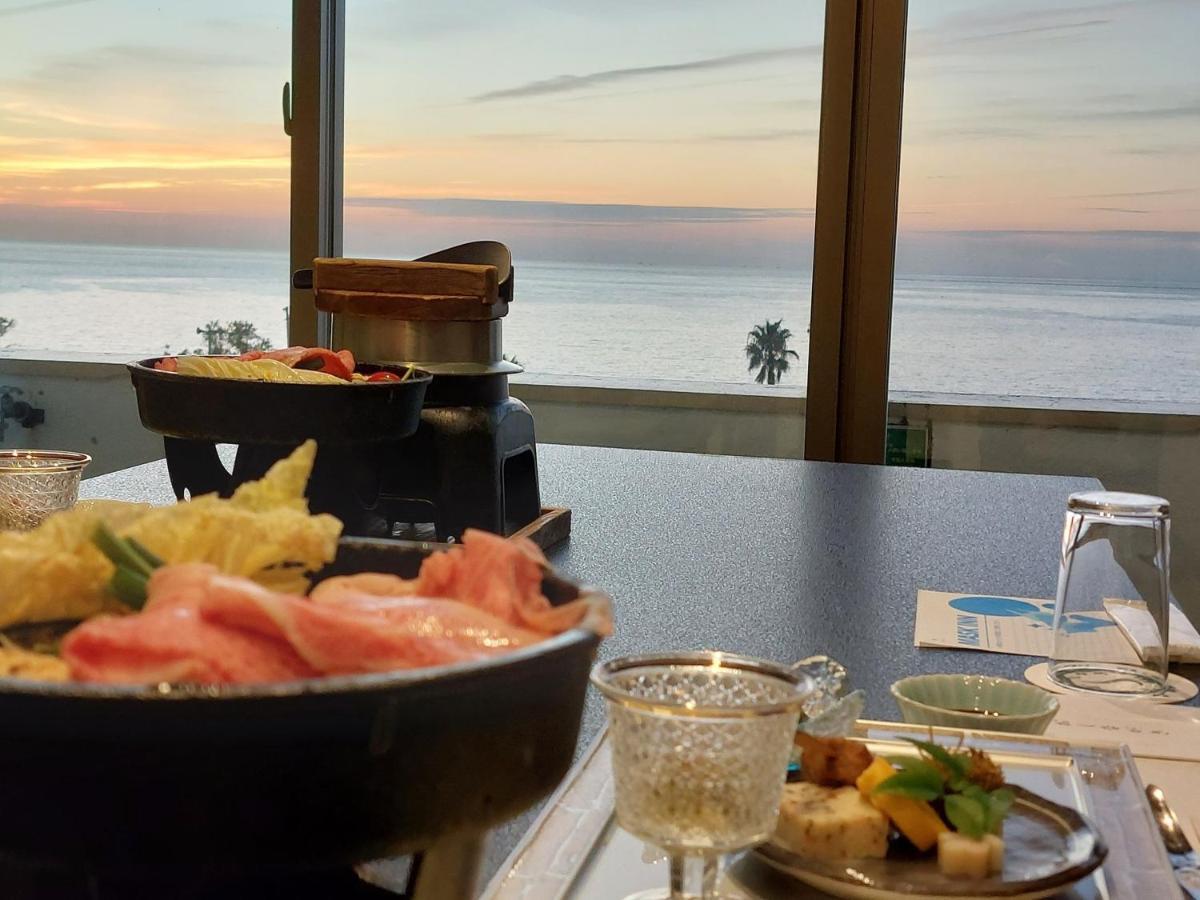 Hotel Sanrakuso Shirahama Extérieur photo