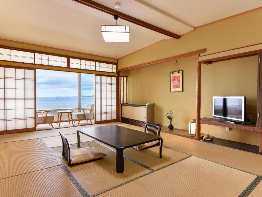 Hotel Sanrakuso Shirahama Extérieur photo